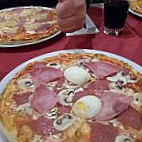 Pizzeria IL Pe Perone food