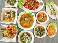 Mek Singgang food