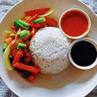 Ayam Kunyit Pak Ngah food