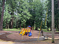 Hillcrest Park outside