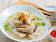 Fresh Fish Head Mee Hoon Soup food