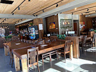 Caffé Bene inside