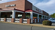 Taco Mac outside