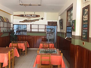 D Salas Restaurant