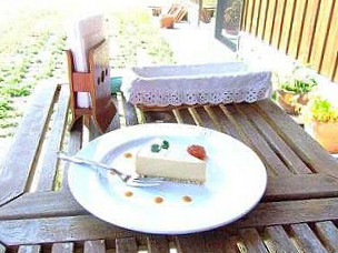 フォレストカフェ ベアー