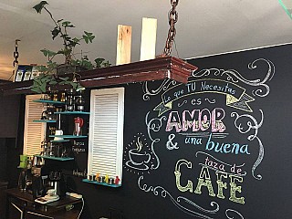 Cafe La Vieja Escuela