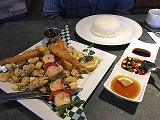 7 Seas Seafood & Grill Restaurant
