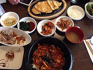 Duru Korean & Japanese Restaurant
