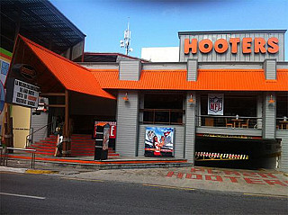 Hooters Cancún - Party Center
