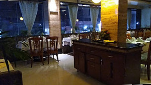 Gharonda Restaurant Bar