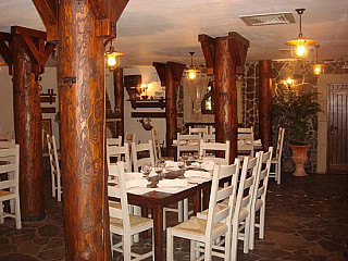 La Taverna Hotel Helen