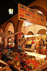 Mercado El Laberinto