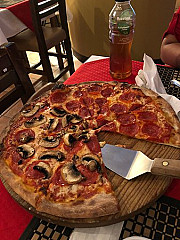 Geko's Trattoria y Pizza en Horna a Lena