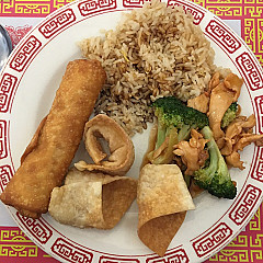 Golden Wok Chinese Restaurant