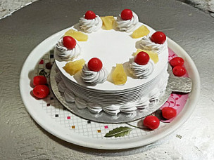 Cake Eggless Live Cake