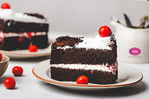 Kumar Cake And Bake
