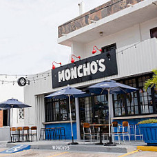 Moncho's Burger