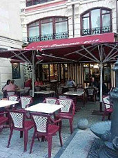 Cafe Moderno