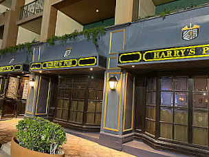Harry's Pub