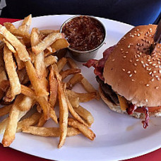 Betty's Authentic American Burgers