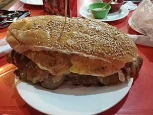 Cacho Burger Pizzas Y Lomitos