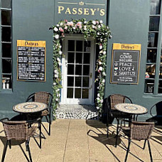 Passey’s Cafe Bistro