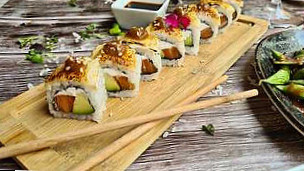 Dvicio Sushi By Kanae