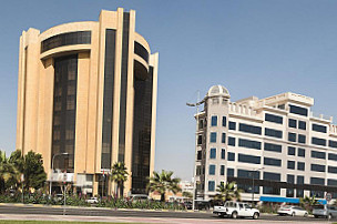 Ramada By Wyndham Al Khobar King Abdullah Street