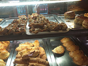 Ña Perla Fast Food, Luque