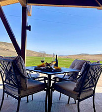 3 Horse Ranch Vineyards