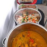 Shan Ma Gyi Chicken Rice Lunch Box Service