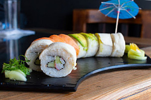 Hanami Sushi-rutilo