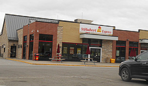 St-Hubert Express