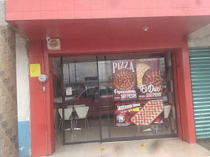 Javi's Pizza