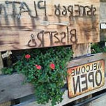 Sistergő Platni Bisztró