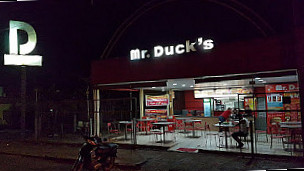 M.r. Ducks
