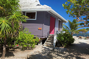 Barefoot Cay Resort