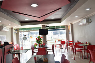 Nikheel Cafe 2
