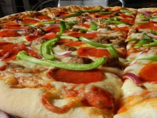 Jack's Ny Slice Pizzeria Zona Hotelera