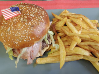 restaurant image