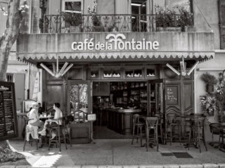 Cafe de la Fontaine