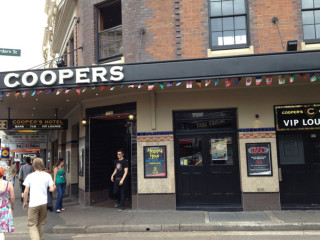 Cooper's Hotel