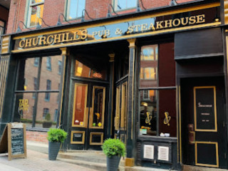 Churchill's Bar & Pub