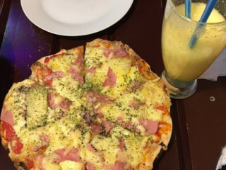 Pizzeria-Cafe Dinos