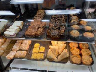 Baker's Bakery Cafe