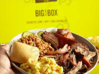 Dickey's Barbecue Pit