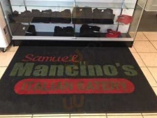 Samuel Mancino's Nappanee, In