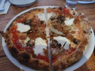 Crosscut Pizzeria & Taphouse