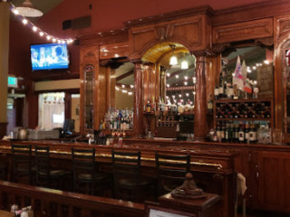 Ferraro's Restaurant And Bar