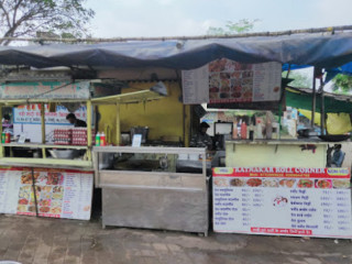 Ratnakar's Eggroll Fast Food Centre.